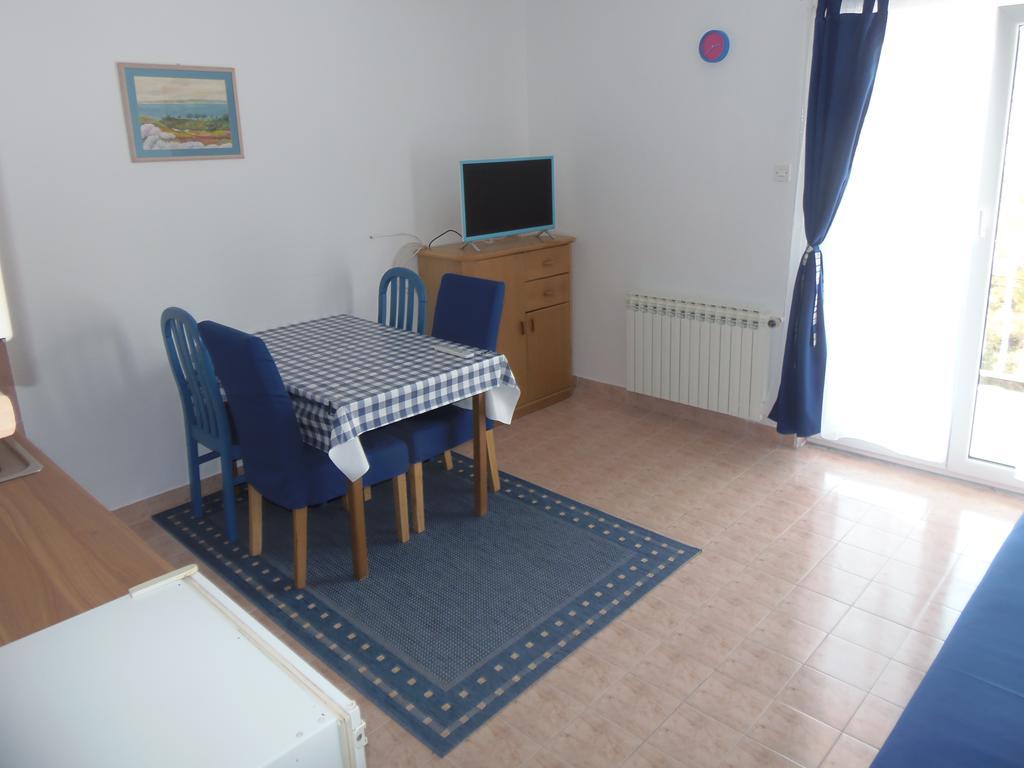 Apartments Skipper Seget Vranjica Exterior foto